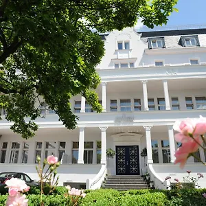 Viktoria Hotel